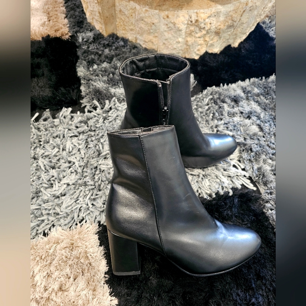 Ankle boots